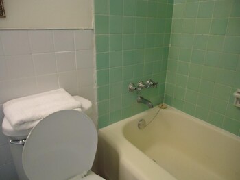 Crown Inn,Sun Swept Isles>>Fort Lauderdale,2 star