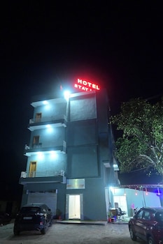 hotel stay leaf