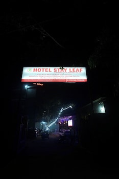 hotel stay leaf