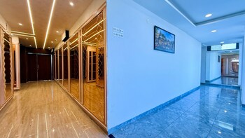 pheonix luxury inn hotel