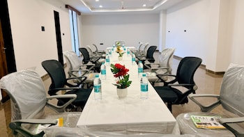 pheonix luxury inn hotel