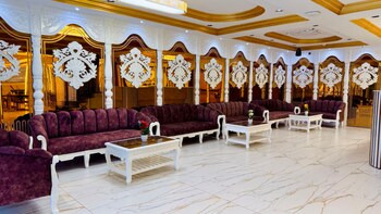 pheonix luxury inn hotel