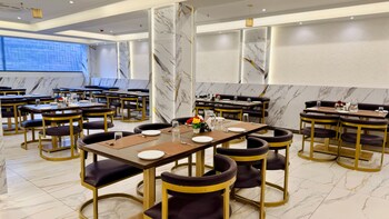 pheonix luxury inn hotel
