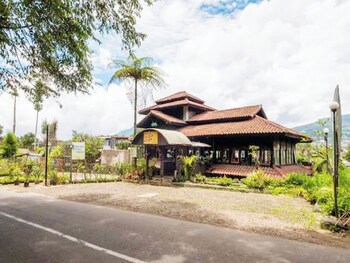 Cottage Syariah Gs Rumah Kayu,,3 star
