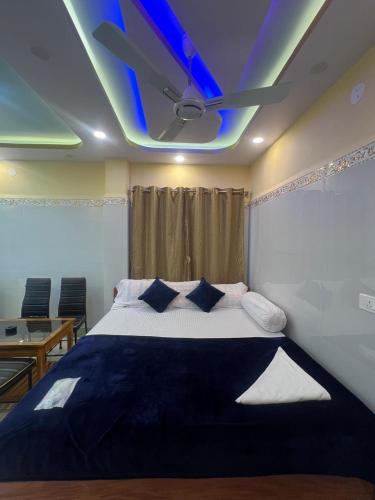 hotel raj