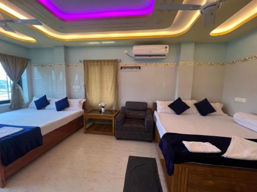 hotel raj