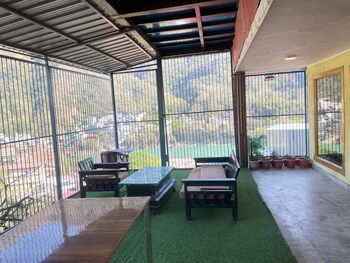 hotel elevate nirvana