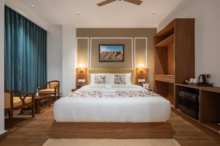 hotel mountain mirage