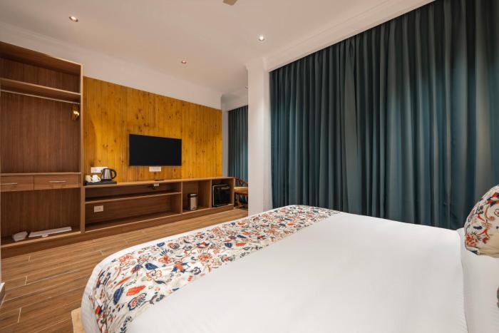hotel mountain mirage