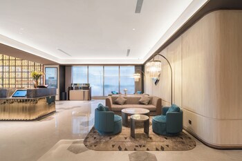 Crystal Orange Dongguan Huangjiang,,5 star