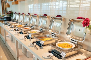 g8 diamond hotel saigon