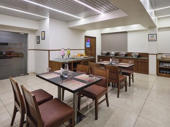 regenta z city centre ahmedabad