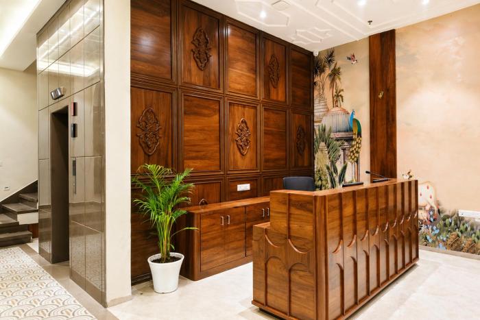 aceotel premier srinivasa ujjain