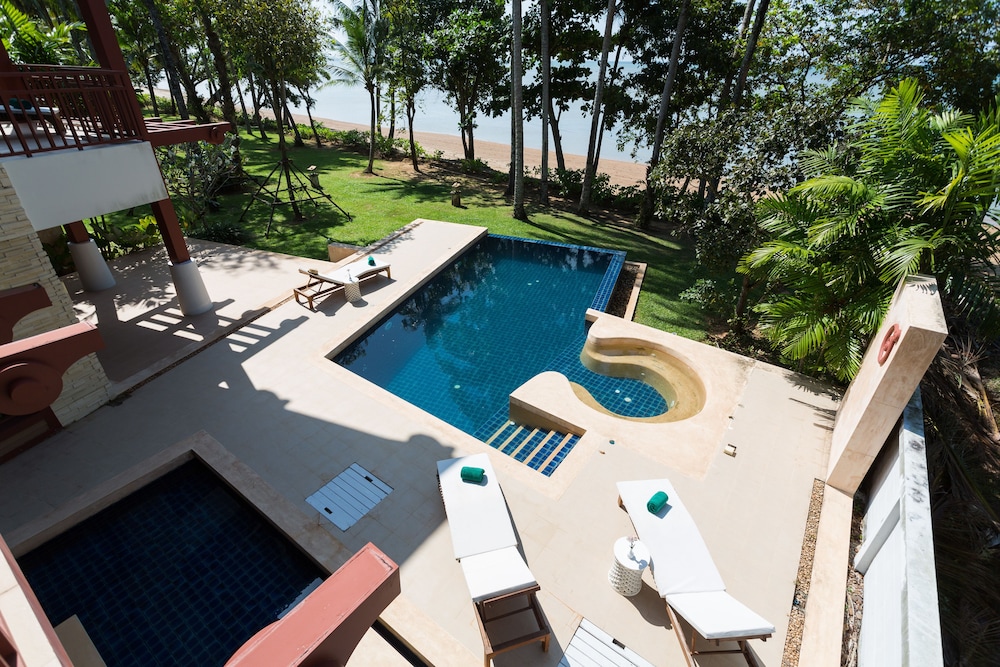amatapura beach villa 15