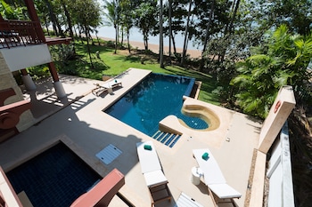 amatapura beach villa 15
