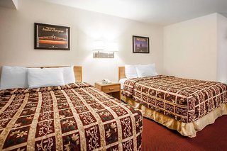 econo lodge truman inn
