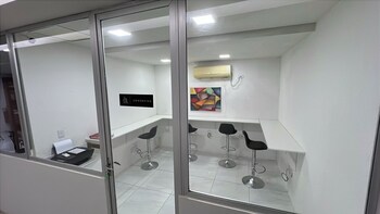 studio 68