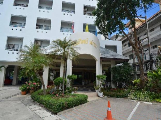 ruenthip residence pattaya