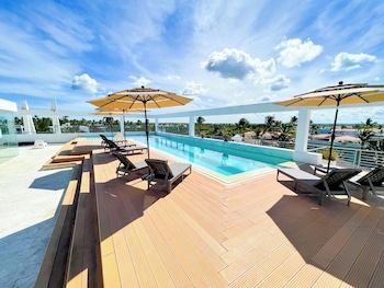 Caribbean Ducassi Tropicana Hotel,,3 star
