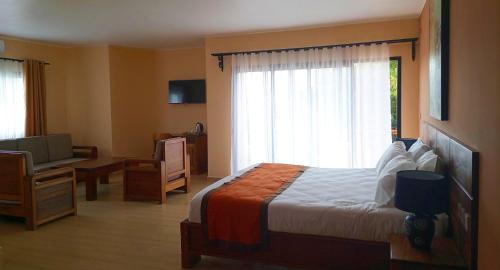 hotel soa lia antsirabe
