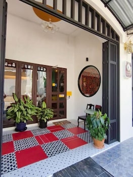 chinoir boutique phuket town