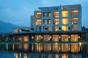 Xiaoyao You Guesthouse Lushan West Sea,,4 star