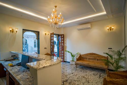 udaisa the luxury art