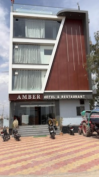 amber hotel and restaurant