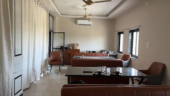 amber hotel and restaurant
