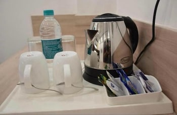 hotel diamond inn near delhi airport
