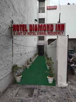 hotel diamond inn near delhi airport