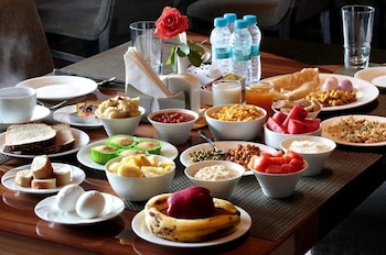 hotel diamond inn near delhi airport