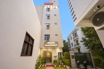 hotel orange retreat