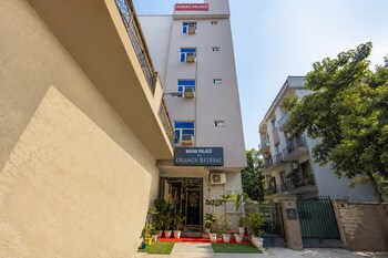 hotel orange retreat
