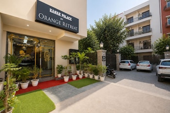 hotel orange retreat
