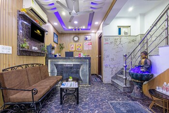 Hotel Orange Retreat,,3 star