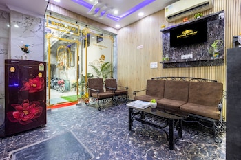 hotel orange retreat