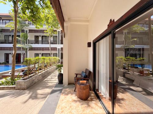 emerald angkor siem reap