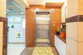 treebo golden stay electronic city