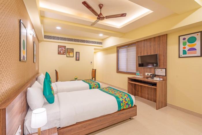 treebo golden stay electronic city