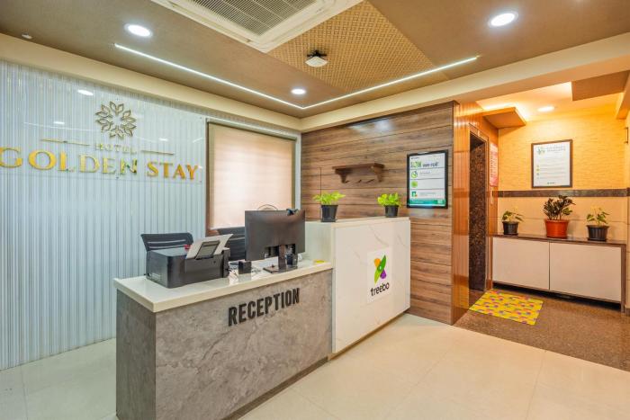 treebo golden stay electronic city