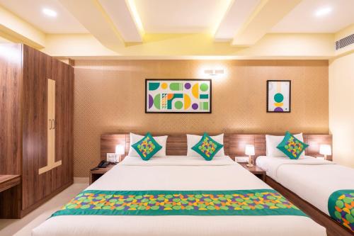treebo golden stay electronic city