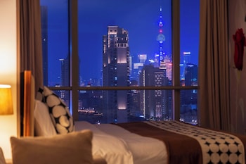 shanghai bund suhepan apartment