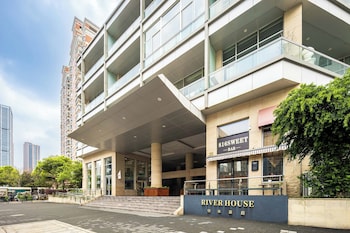 shanghai bund suhepan apartment
