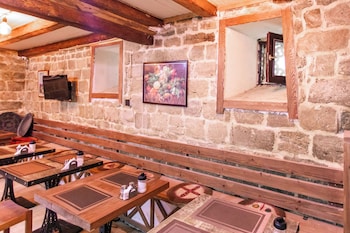 cardinal boutique hotel