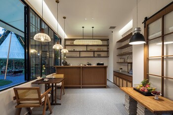 Dyed Mount Boutique Hotel,,3 star