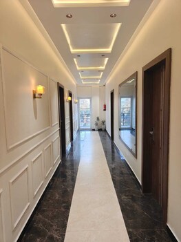 Hotel Natraj,,3 star