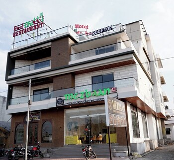 hotel leela inn
