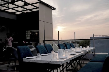 hotel leela inn