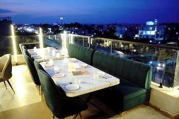 hotel leela inn